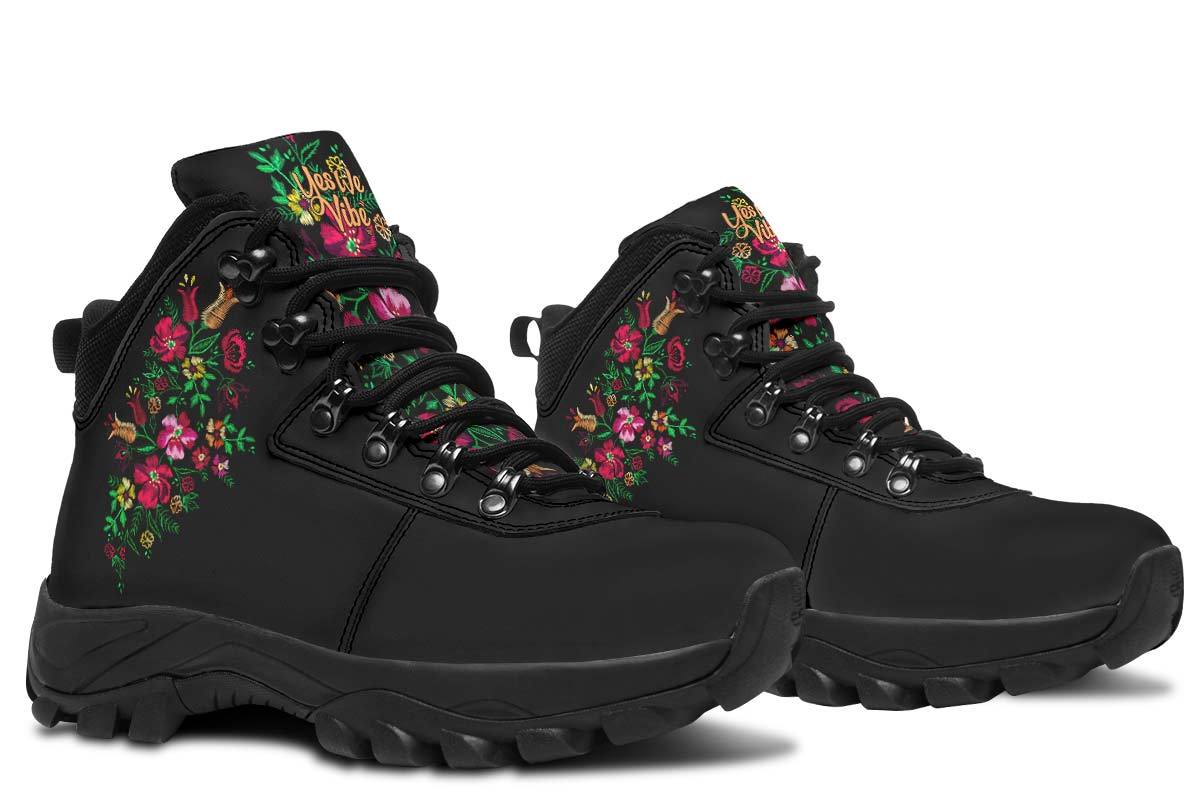 Outdoorboots-105FlowerStitches00041-Blk-YWV-STR8.jpg
