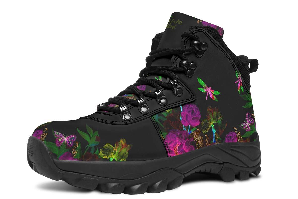 Outdoorvibeboots-105FlowersAndDragonflyBlack05070-Blk-YWV-STR2.jpg